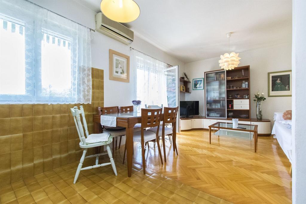 Apartment Zorka Макарска Экстерьер фото